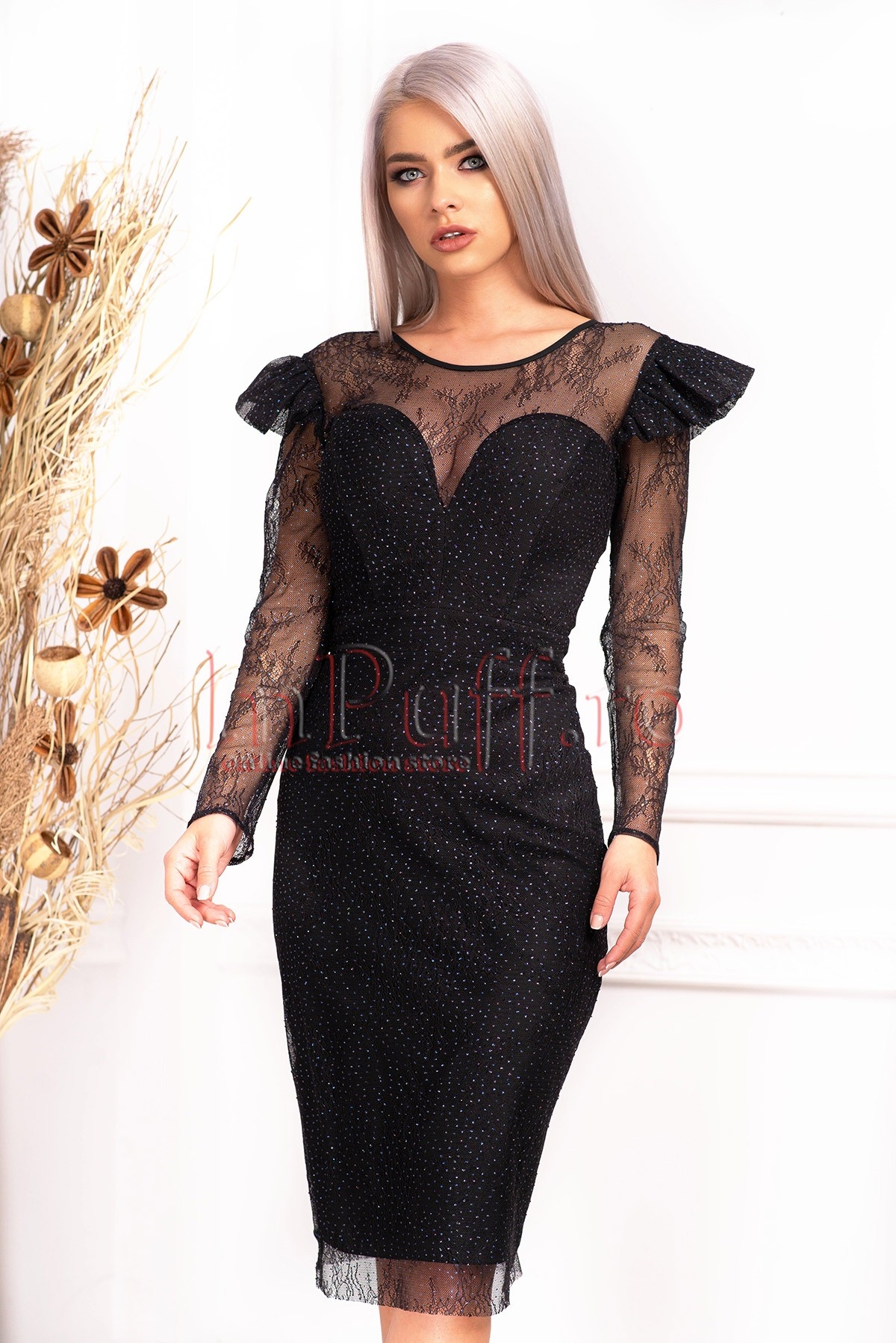 Ce poți purta peste o rochie de seară